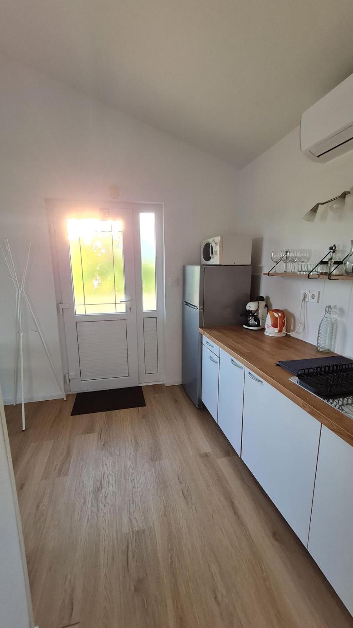 פרביץ לוקה Apartmani Ela מראה חיצוני תמונה